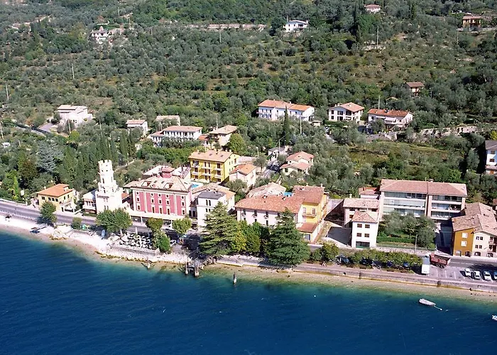 Romantic Dream * توري ديل بيناكو